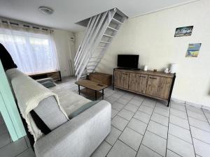 Chalets Residence Villa Atlantique - 078 - Charmant chalet renove avec gout au Verdon/mer MAE-2371 : photos des chambres