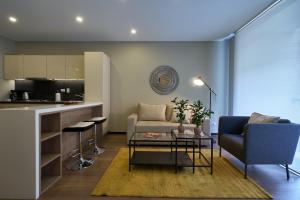 Luxury and Comfort Steps from 93 Park