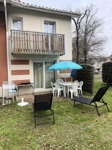 Résidence Domaine Des Sables - 036 - Maison mitoyenne dans un domaine de vacances avec piscine MAE-3581