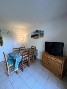 Résidence Domaine Des Sables - 036 - Maison mitoyenne dans un domaine de vacances avec piscine MAE-3581