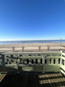 Appartements Residence Le Clos Des Baines - 047 - Magnifique appartement classee 3 avec vue sur l-ocean MAE-9651 : photos des chambres