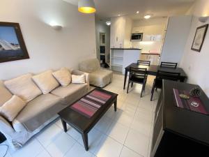 Résidence Villa Marine - 094 - Agréable appartement dans une résidence avec piscine MAE-1941