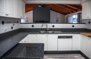 Clarence Homestead - Swim & Relax in the Mountains