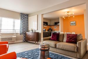 One Bedroom Queen Suite with Balcony room in Oceanside Hotel and Suites