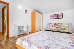 Apartmani Alaga B