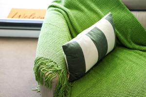 StayAU Newly Leisure 2BR Modern CBD Apt