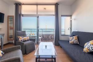 Seafront Terrace Apartment Las Canteras