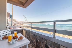 Seafront Terrace Apartment Las Canteras