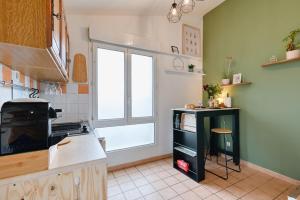 Appartements MAYA l Studio l Super Wifi & Parking Gratuit l Vue Panoramique Sainte-Victoire : photos des chambres