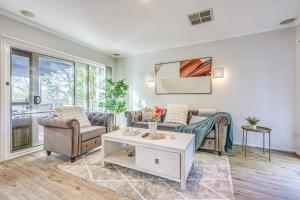 StayAU Gorgeous 5BR Pet Friendly BBQ Home Geelong