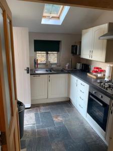 Truffles Cottage In The Cotswolds