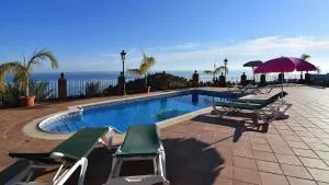 Ferienhaus mit Privatpool für 6 Personen ca 130 qm in Maro, Andalusien Costa del Sol - مارو