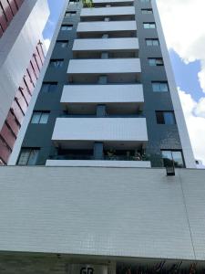 Espinheiro Flat Green Life 210 - Zona Norte