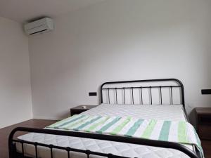 Apartments by the sea Rogoznica - 23767