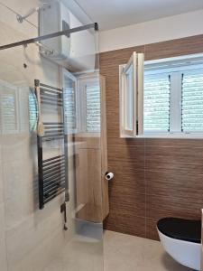 Apartments by the sea Rogoznica - 23767