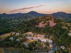 Maisons de vacances Gite in Saint-Julien near Green Trails : photos des chambres