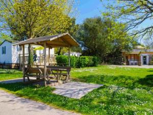 Maisons de vacances Lodge 4 Pieces 7 Personnes 1 bebe : photos des chambres