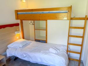 Maisons de vacances Chalet in Nedde near Historic Castle : photos des chambres