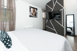 Family friendly house with a swimming pool Plano, Trogir - 23937