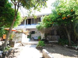 Authentic Farmhouse in Soudos with Garden