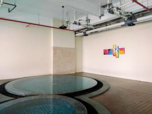 Brand New 1BR Apartment with City View at Atlanta Residences By Travelio