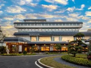 Guangdong Yingbin Hotel-Free Canton Fair Shuttle Bus - Sanyuanli