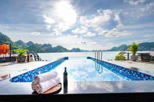Era Halong Cruise