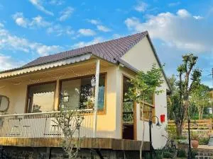 Nhà Bên Hồ- The Peace's House - Ấp Thiện Lập