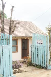 Nhà Bên Hồ- The Peaces House