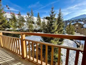 Courchevel 1650 - Appart 6 pers au pied des pistes, balcon sud - FR-1-563-161