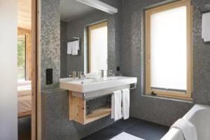 Alpine Lodge 4-Bett-Wohnung - Chesa a la Punt "Bergbahneninklusive" im Sommer