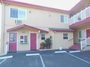 Sealamp Inn - 滨海城