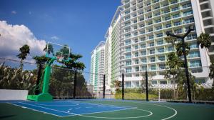 Luxury 1Bedroom Condo Unit Near Manila Airport - Azure Resort Residences