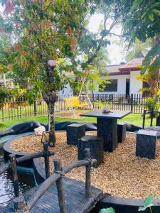 Villa Kingfish,, Apartments