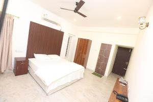 MM Beach House & Party Hall