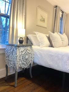 Clover Cottage at Old Town Alexandria!