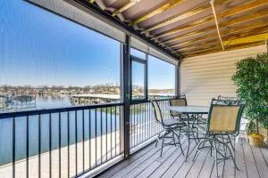 Lake of the Ozarks Condo with Screened Porch - Osage Beach