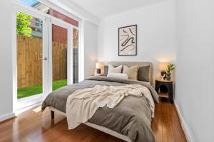 Balaclava City Hub by ReadyStay