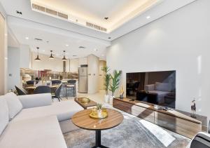 2BR Central Apt in Business Bay Noble Tower