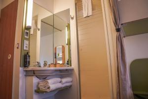 Hotels Ibis Budget Bayeux : Chambre Double avec Lit Superposé