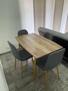 Entire home in business luxury chipichape