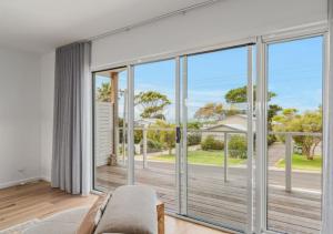 Seaspray Views by ReadyStay