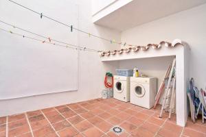 Casa Rosa Burriana Beach Nerja