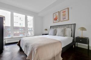 Bellevue 1BR w Gym Roof Lounge easy commute SEA-296