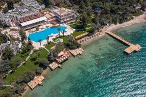 DoubleTree by Hilton Bodrum Isil Club Ultra All-Inclusive Resort - Armutcuk