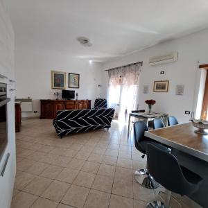 La Casa di Ale 2 - ampio e luminoso appartamento ai Castelli Romani