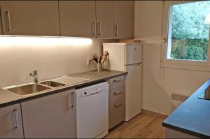 Bel appartement spacieux avec jardin et piscine