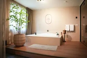 The Lodge Bed & Wellness Oisterwijk Sauna, Jacuzzi, Luxury - Moergestel