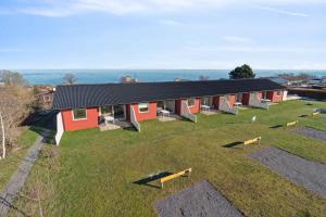 Newly Renovated Holiday Gem Near Beach And Nature
