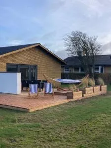 Nice, Bright And Cozy Dwelling For 6-8 Persons - Sindal